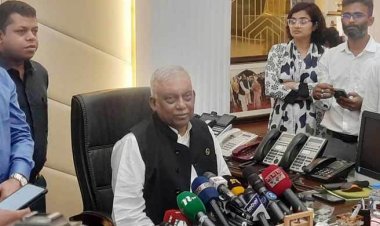 এখনো আছাদুজ্জামানের বিরুদ্ধে অভিযোগ উত্থাপন হয়নি- স্বরাষ্ট্রমন্ত্রী