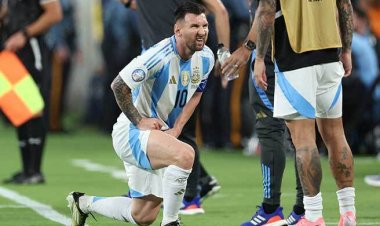  উরুতে চোটে পেরুর বিপক্ষে শঙ্কায় মেসি