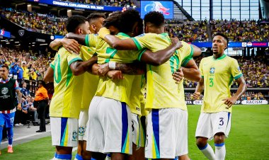 ভিনির জোড়া গোলে প্যারাগুয়েকে উড়িয়ে দিলো ব্রাজিল