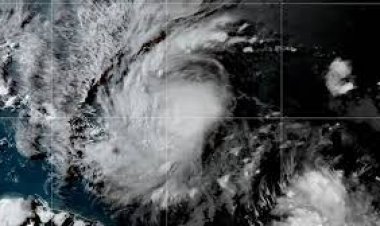 বিপজ্জনক ঝড়ে রূপ নিচ্ছে ‘হারিকেন বেরিল’