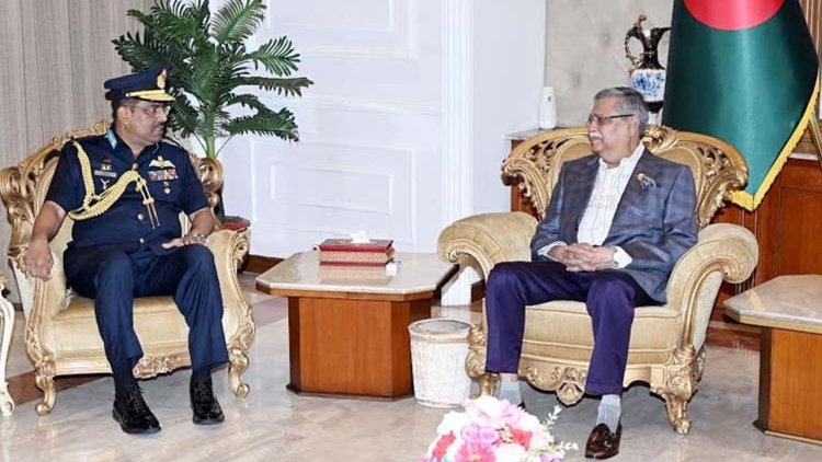রাষ্ট্রপতির সাথে বিমান বাহিনী প্রধানের বিদায়ী সাক্ষাৎ