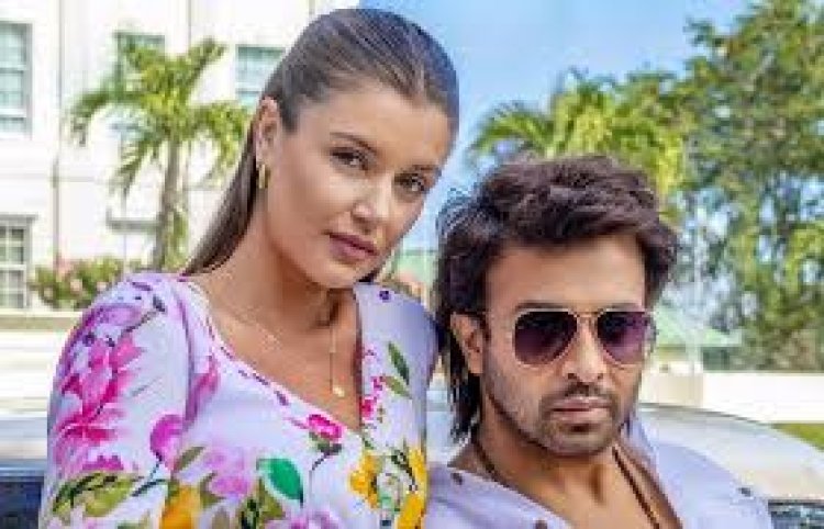 ১০ সেকেন্ডের ভিডিওতে মার্কিন মডেলের সঙ্গে শাকিবের ঝড়