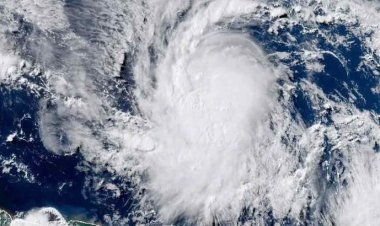 প্রবল শক্তি সঞ্চয় করছে ‘বেরিল’, খাবার-পানির জন্য লম্বা লাইন