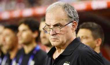  এক ম্যাচ নিষিদ্ধ উরুগুয়ের আর্জেন্টাইন কোচ