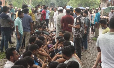 কোটা ব্যবস্থা বাতিল দাবি সড়ক ও রেলপথ অবরোধ শিক্ষার্থীদের