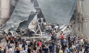 রাশিয়ার ভয়াবহ হামলায় নিহত ৪১, যে হুঁশিয়ারি দিলেন জেলেনস্কি