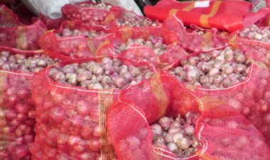  অস্থির পেঁয়াজের বাজার, এবার কোথায় গিয়ে ঠেকবে দাম?