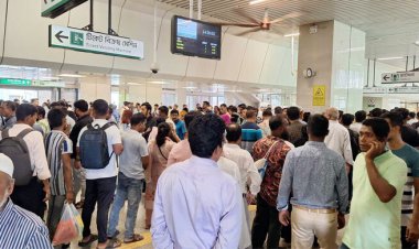  ‘বাংলা ব্লকেডে’ অচল সড়ক, মেট্রোতে উপচেপড়া ভিড়