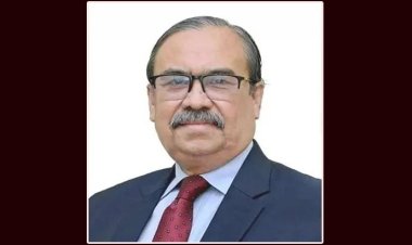 মনে হয় তারাই সব জানেন, আমরা কিছু জানি না: প্রধান বিচারপতি