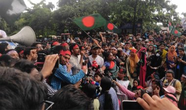 সরকারকে ২৪ ঘণ্টার আলটিমেটাম আন্দোলনকারী শিক্ষার্থীদের