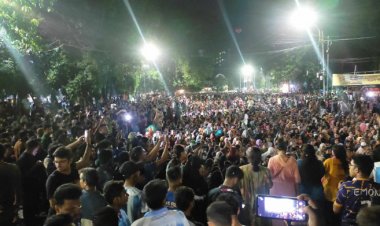 ঢাবিতে আন্দোলনকারীদের বিক্ষোভ দুপুর ১২টায়, ছাত্রলীগের অবস্থান বিকেলে