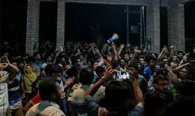 কোটা আন্দোলনকারীদের ওপর জাবি ছাত্রলীগের হামলা, হল প্রাধ্যক্ষের পদত্যাগ