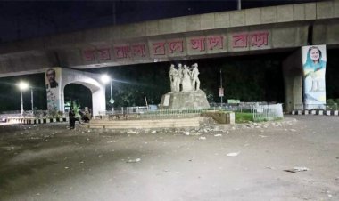 ভোর ৪টায় টিএসসি ছাড়লো ছাত্রলীগ