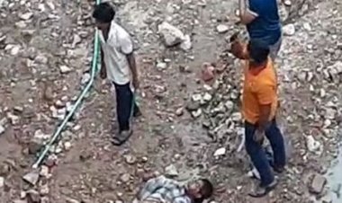 প্রাণে বাঁচতে ভবন থেকে লাফ, ৪ ছাত্রলীগ নেতা আহত