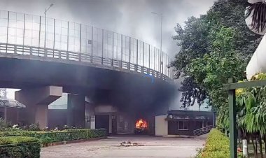  রামপুরায় বিটিভির ক্যানটিন, রিসিপশন ও গাড়িতে আগুন