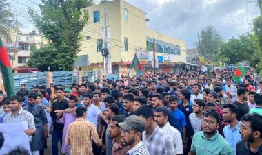বাংলাদেশে শিক্ষার্থীদের বিক্ষোভ কি বিপ্লবে রূপ নিচ্ছে?