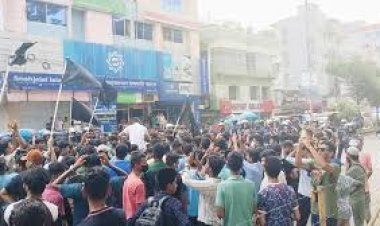 ঠাকুরগাঁওয়ে শিক্ষার্থীদের বিক্ষোভ