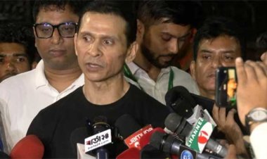 সমন্বয়কদের দেখতে ডিবি কার্যালয়ে সোহেল তাজ, বের হয়ে যা বললেন