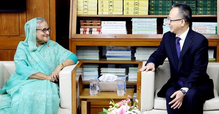 ব্লু ইকোনমি বাস্তবায়নে এডিবির সহায়তা চেয়েছেন প্রধানমন্ত্রী