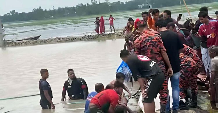 ব্রাহ্মণবাড়িয়ায় পুকুর খননের সময় মাটি ধসে দুই শ্রমিক নিহত
