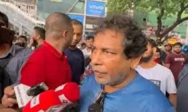 ঘরে বসে থাকার মতো অবস্থা নেই: মোশাররফ করিম