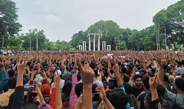 শহীদ মিনার থেকে এক দফা ঘোষণা