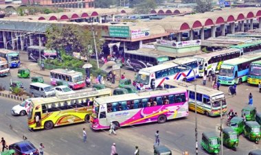ঢাকার সঙ্গে অনেক জেলার বাস যোগাযোগ বন্ধ 