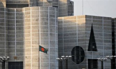 জাতীয় সংসদ বিলুপ্ত ঘোষণা