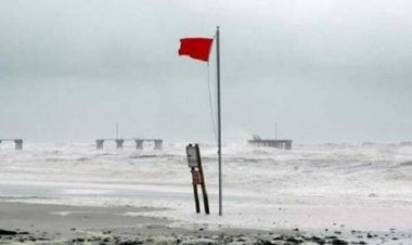 সব সমুদ্রবন্দরে ৩ নম্বর সতর্ক সংকেত