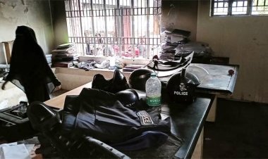 ধ্বংসস্তূপ থানা, করা যাচ্ছে না জিডি-মামলা