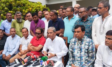  সীমান্তে মানুষ জড়ো হওয়ার ঘটনা ছিল নাটক: মির্জা ফখরুল