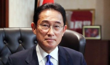  সরে দাঁড়াচ্ছেন জাপানের প্রধানমন্ত্রী