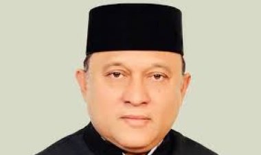 সাবেক হুইপ কমলসহ ১৫০ জনের নামে মামলা