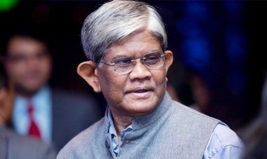 পণ্যের দাম কমানোই প্রথম অগ্রাধিকার: অর্থ উপদেষ্টা