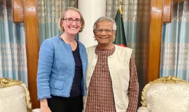 পাচারকৃত অর্থ ফিরিয়ে আনতে ব্রিটিশ সরকারের সহযোগিতা চেয়েছেন ড. ইউনূস