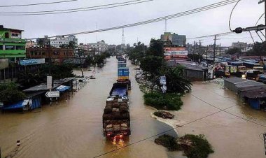 পানিতে তলিয়ে গেছে ঢাকা-চট্টগ্রাম মহাসড়ক