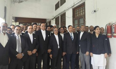 বিএনপির শীর্ষ আইনজীবীদের হাজিরা থেকে অব্যাহতি