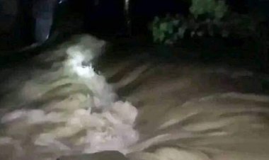 ভেঙে গেলো গোমতী নদীর বাঁধ