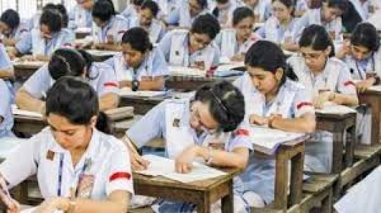 ১১ আগস্ট থেকে নতুন সূচিতে এইচএসসি পরীক্ষা