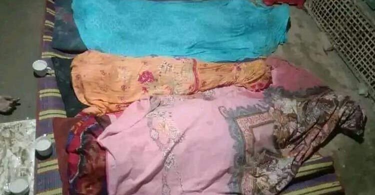 পেকুয়ায় পাহাড়ধসে প্রাণ গেলো মা মেয়ে ও নাতির