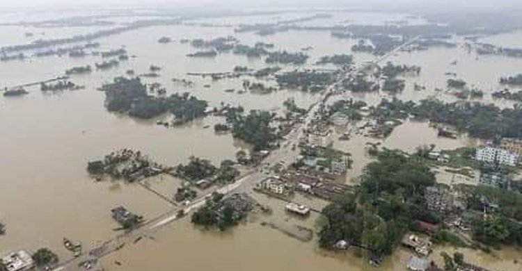 স্মরণকালের ভয়াবহ বন্যা বিদ্যুৎ-বিচ্ছিন্ন ফেনীর তিন লাখেরও বেশি বাসিন্দা