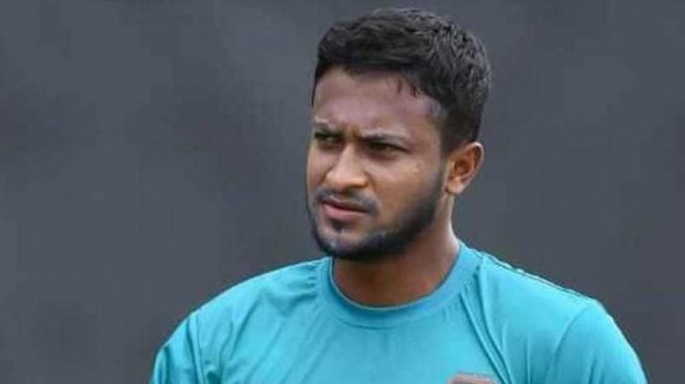 সাকিবকে জাতীয় দল থেকে বাদ দিয়ে দেশে ফেরাতে আইনি নোটিশ