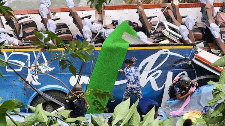 নেপালে সড়ক দুর্ঘটনা : নিহত ভারতীয়র সংখ্যা বেড়ে ৪১