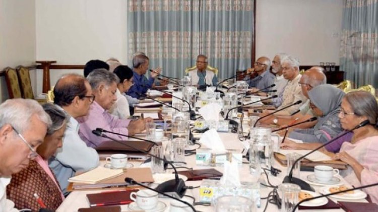 এ মুহূর্তে সর্বোচ্চ অগ্রাধিকার বন্যা মোকাবিলা : প্রধান উপদেষ্টা