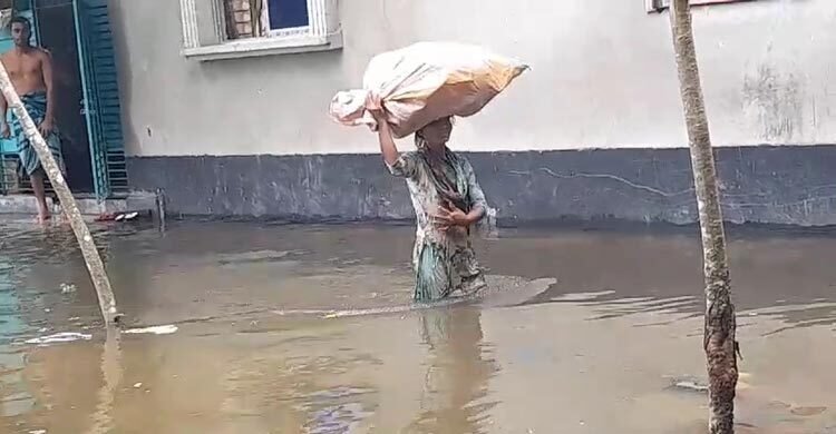 আগামী ২৪ ঘণ্টায় পূর্বাঞ্চলে হালকা থেকে মাঝারি বৃষ্টির আভাস