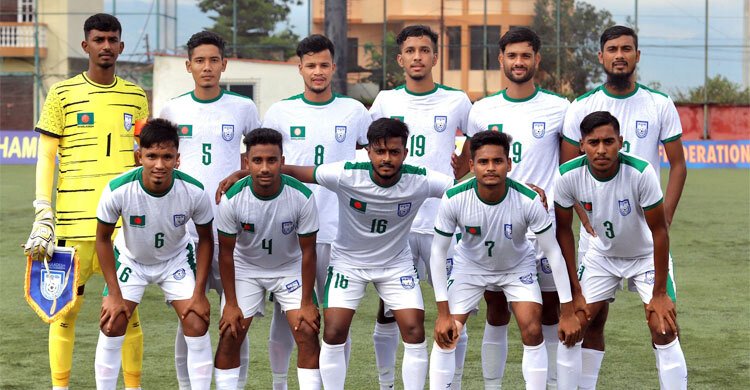 ফাইনালে নেপালের বিপক্ষে প্রথমার্ধে ১-০ গোলে এগিয়ে বাংলাদেশ