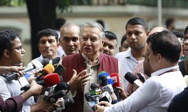 প্রধান উপদেষ্টার সঙ্গে বৈঠক সরকারি সংবাদমাধ্যমগুলোর স্বায়ত্তশাসন দাবি সম্পাদকদের