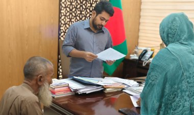 শহীদ পরিবারের দায়িত্ব সরকারের : উপদেষ্টা নাহিদ