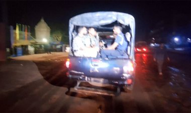 যৌথ বাহিনীর অভিযানে ঢাকা জেলা কৃষক দলের সদস্য সচিবসহ আটক ৮