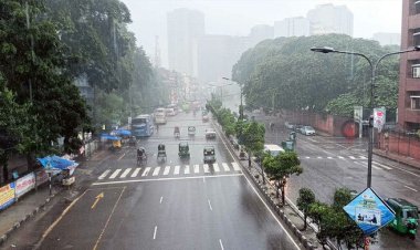  বৃষ্টি বেড়ে গরম কমার আভাস